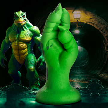 Raptor Claw Fisting Silicone Dildo - Green